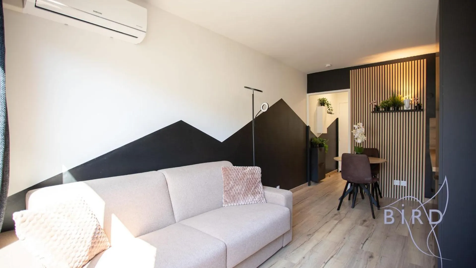 Sunny Flat In Juan Les Pins Apartment France